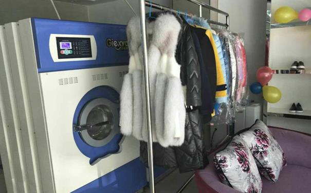 洗衣店设备需要多少钱