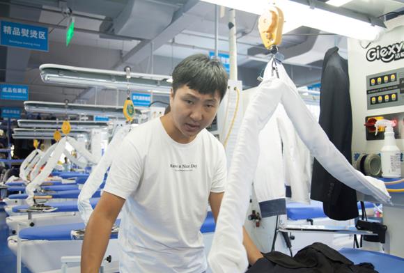 干洗店加盟好还是自己干好 干洗加盟更划算