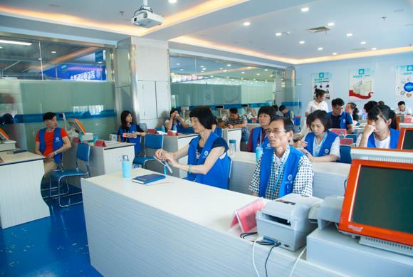 洗衣店加盟怎样 有加盟总部扶持没有负担