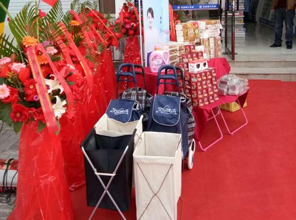 加盟哪个干洗店好 加盟洁希亚后利润非常高 加盟哪个干洗店好 加盟洁希亚后利润非常高