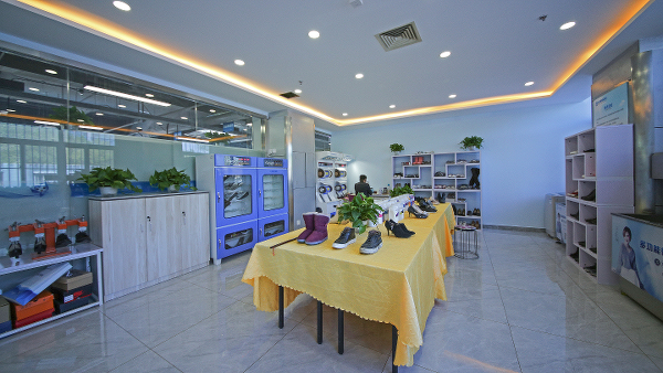 洗衣加盟品牌哪个好 加盟洁希亚洗衣就有钱赚 洗衣加盟品牌哪个好 加盟洁希亚洗衣就有钱赚